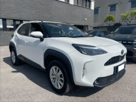 TOYOTA YARIS CROSS 1.5 HYBRID E-CVT BUSINESS 93CV