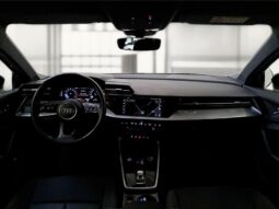 
										AUDI A3 1.5TFSI-E BUSINESS S-TRONIC 150CV full									