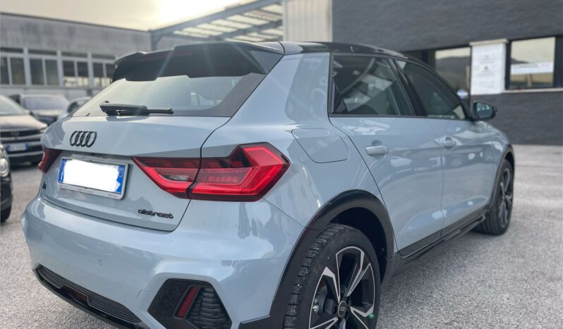 
								AUDI A1 1.0TFSI S-TRONIC ALLSTREET 116CV full									