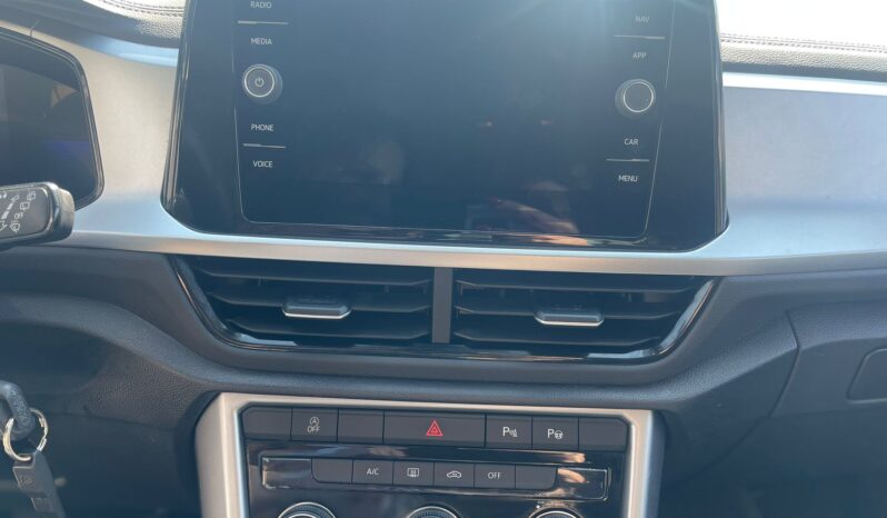 
								VOLKSWAGEN T-ROC 1.0TSI LIFE 110CV full									