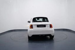 
										FIAT 500e ACTION TECH 59CV full									