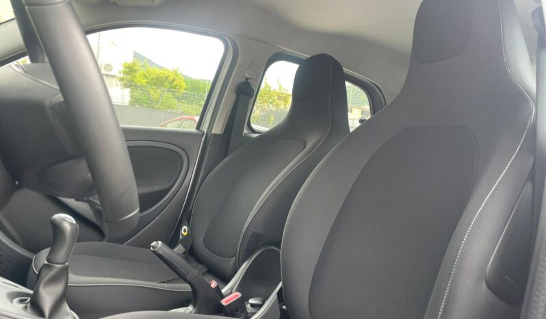 
								SMART FORFOUR 1.0 PASSION 70CV full									