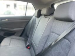 
										VOLKSWAGEN GOLF 1.0 ETSI LIFE DSG 110CV full									