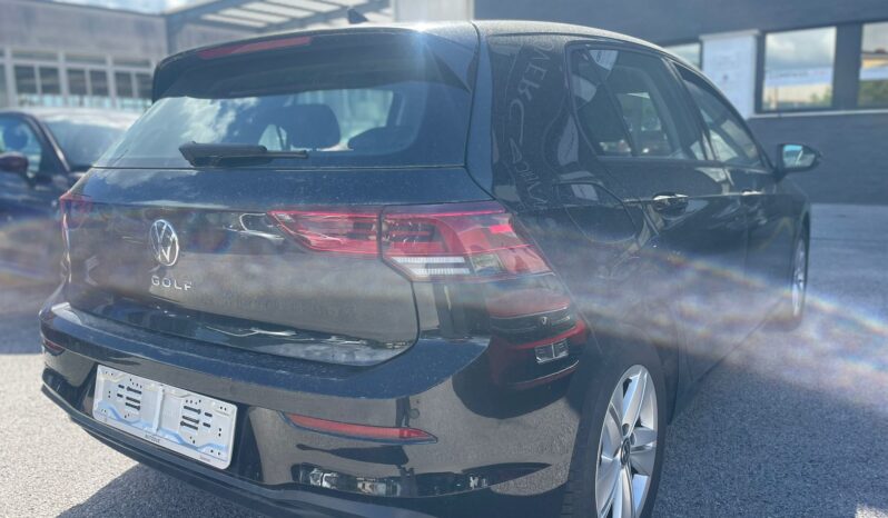 
								VOLKSWAGEN GOLF VIII 2.0TDI LIFE DSG 115CV full									