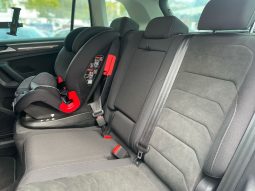 
										VOLKSWAGEN TIGUAN 2.0 R-LINE 150CV full									