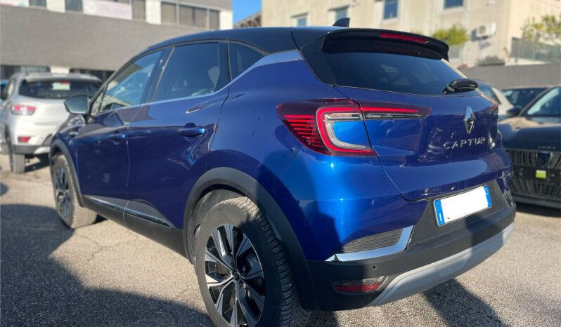 
								RENAULT CAPTUR 1.0TCE TECHNO 90CV full									
