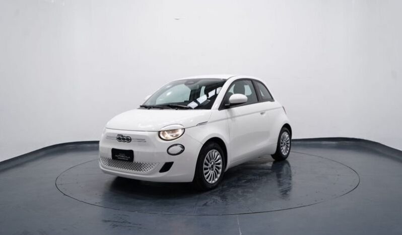 
								FIAT 500e ACTION TECH 59CV full									