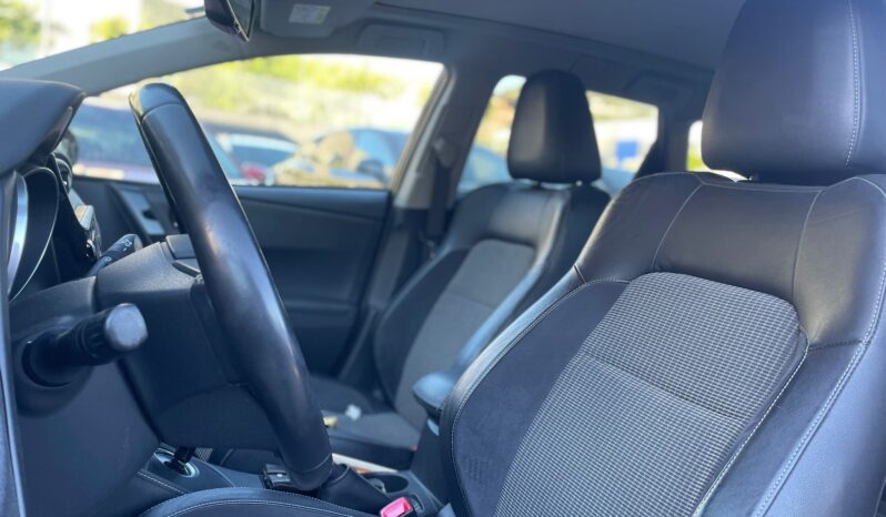 
								TOYOTA AURIS 1.8 LOUNGE 100CV full									