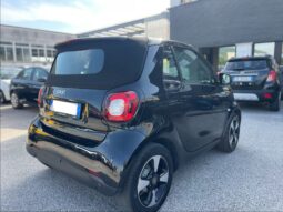 
										SMART FORTWO EQ CABRIO PASSION 56CV full									