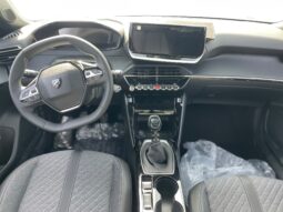 
										PEUGEOT 2008 1.2 PURETECH ALLURE 100CV full									