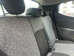 
										LANCIA YPSILON 1.0 FIREFLY HYBRID SILVER PLUS 69CV full									