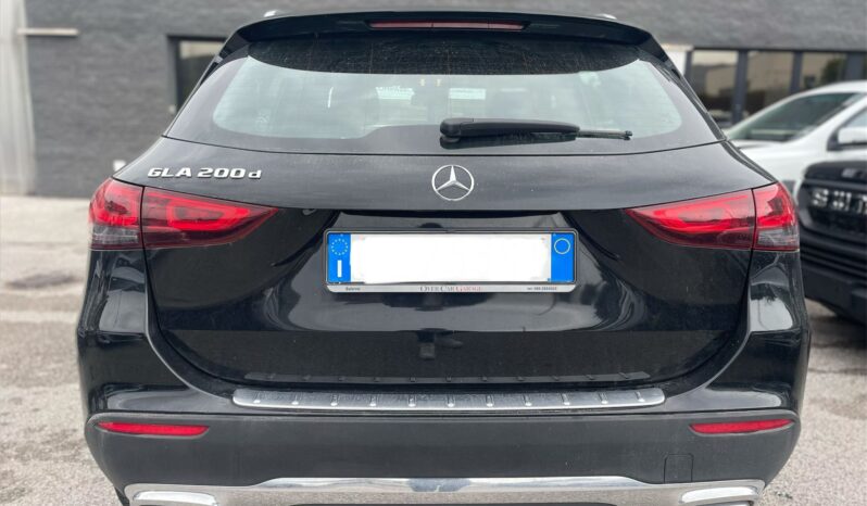 
								MERCEDES GLA200D 2.0 AUTOMATIC SPORT PLUS 150CV full									