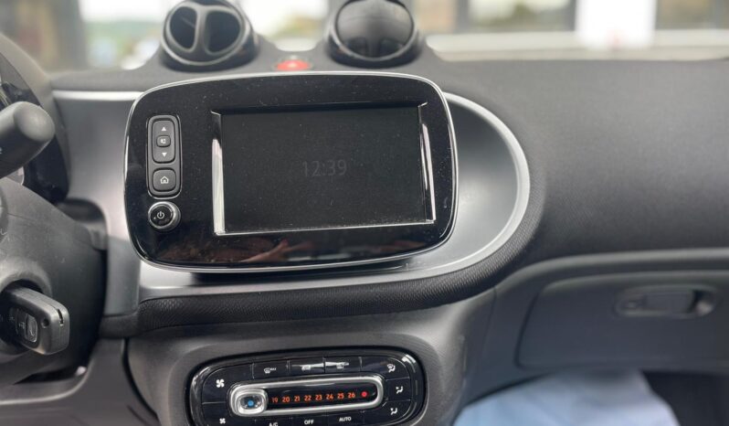 
								SMART FORFOUR 1.0 PASSION 70CV full									