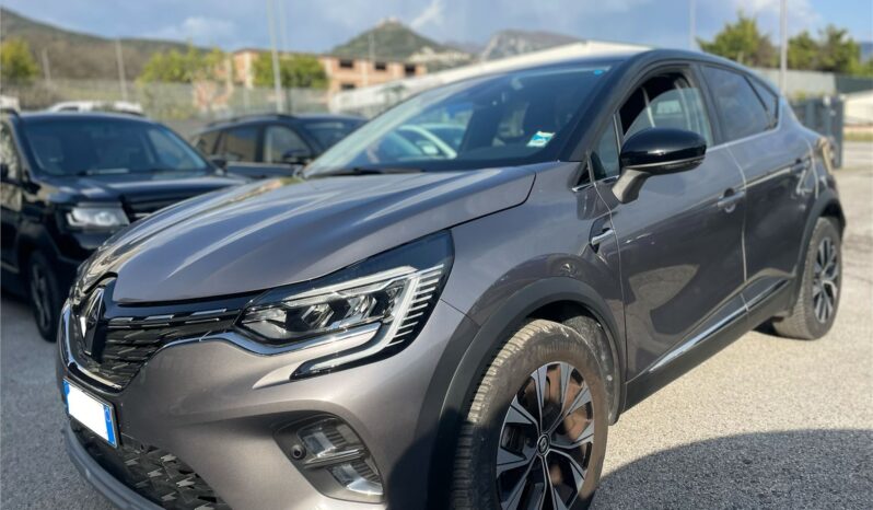 
								RENAULT CAPTUR 1.0TCE TECHNO 90CV full									