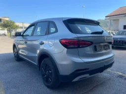 
										MG ZS 1.5 STANDARD 115CV full									