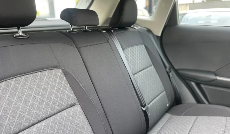 
								MG ZS 1.5 STANDARD 115CV full									
