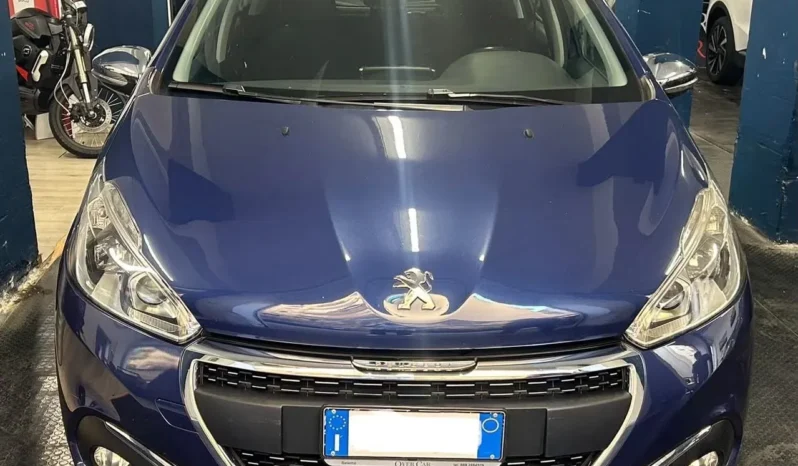 
								PEUGEOT 208 1.2 ALLURE 82CV full									