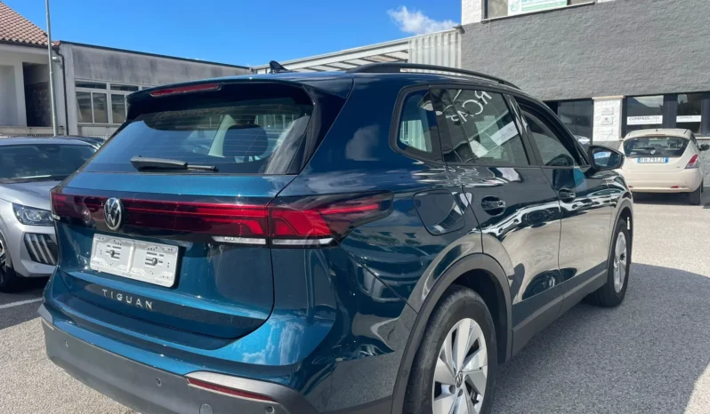 
								VOLKSWAGEN TIGUAN 2.0TDI LIFE DSG 150CV full									