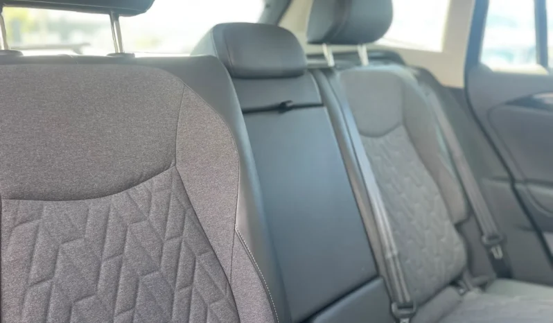 
								VOLKSWAGEN TIGUAN 2.0TDI LIFE DSG 150CV full									