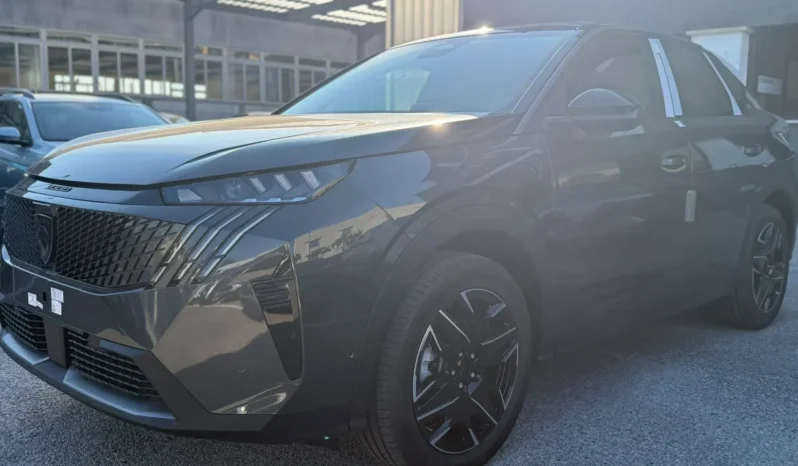 
								PEUGEOT 3008 1.2 HYBRID E-DCS GT 145CV full									