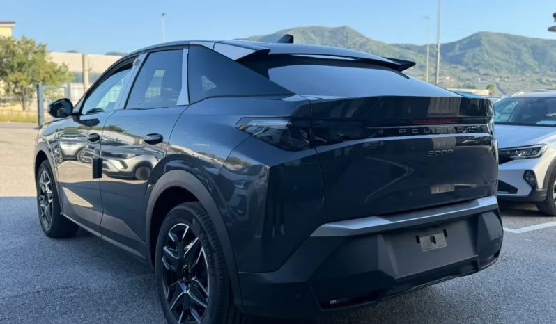 
								PEUGEOT 3008 1.2 HYBRID E-DCS GT 145CV full									
