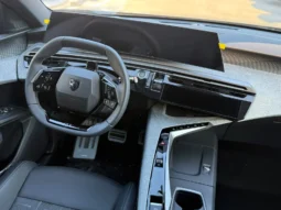 
										PEUGEOT 3008 1.2 HYBRID E-DCS GT 145CV full									