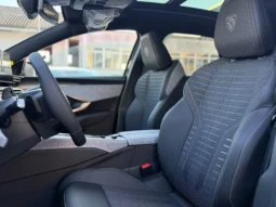 
										PEUGEOT 3008 1.2 HYBRID E-DCS GT 145CV full									