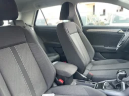 
										VOLKSWAGEN T-ROC 2.0TDI LIFE DSG 150CV full									