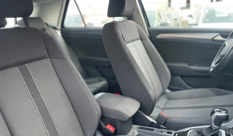 
								VOLKSWAGEN T-ROC 2.0TDI LIFE DSG 150CV full									