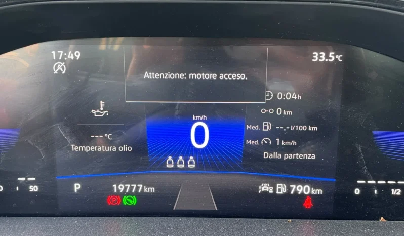 
								VOLKSWAGEN T-ROC 2.0TDI LIFE DSG 150CV full									