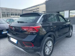 
										VOLKSWAGEN T-ROC 2.0TDI LIFE DSG 150CV full									