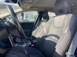 
										VOLVO V40 2.0 D2 R-DESIGN 120CV full									