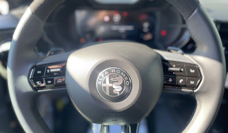
								ALFA ROMEO JUNIOR 1.2 HYBRID SPECIALE 145CV full									