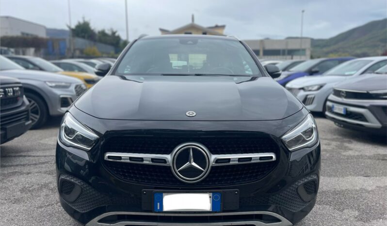 
								MERCEDES GLA200D 2.0 AUTOMATIC SPORT PLUS 150CV full									