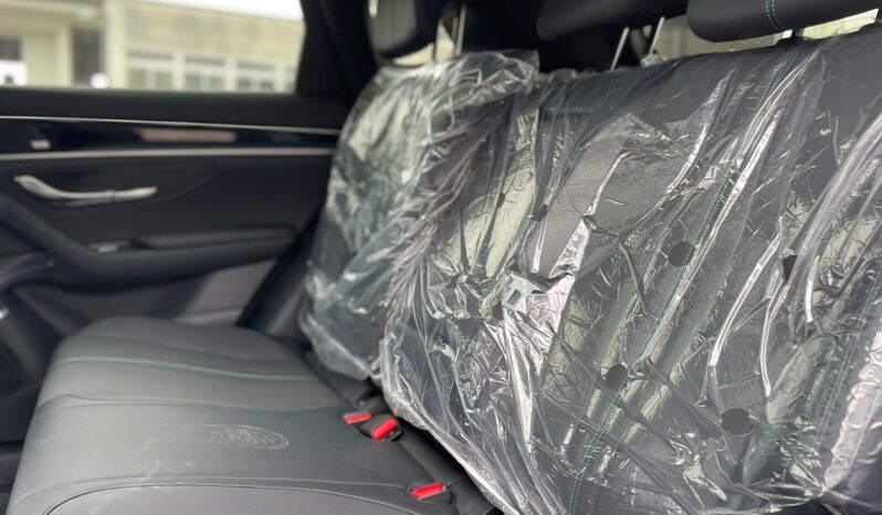 
								BYD SEAL U DMI 1.5PHEV BOOST 218CV full									