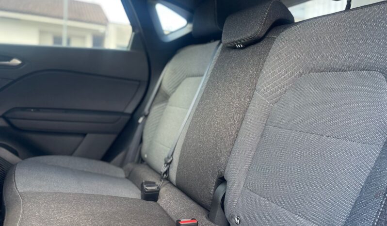 
								RENAULT CAPTUR 1.0TCE TECHNO 90CV full									