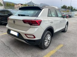 
										VOLKSWAGEN T-ROC 2.0 LIFE DSG 150CV full									