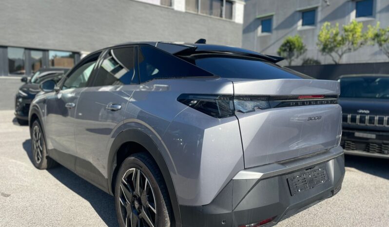 
								PEUGEOT 3008 1.2 HYBRID E-DCS GT 136CV full									