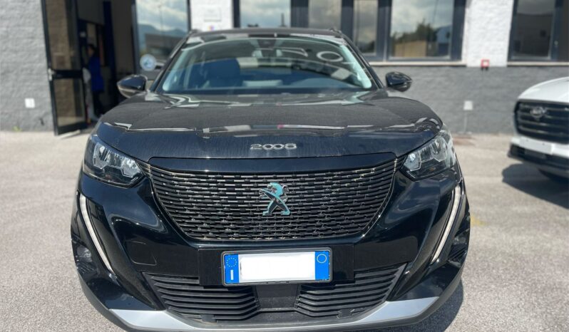
								PEUGEOT E2008 ALLURE PACK 136CV full									