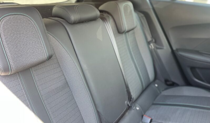
								PEUGEOT E2008 ALLURE PACK 136CV full									