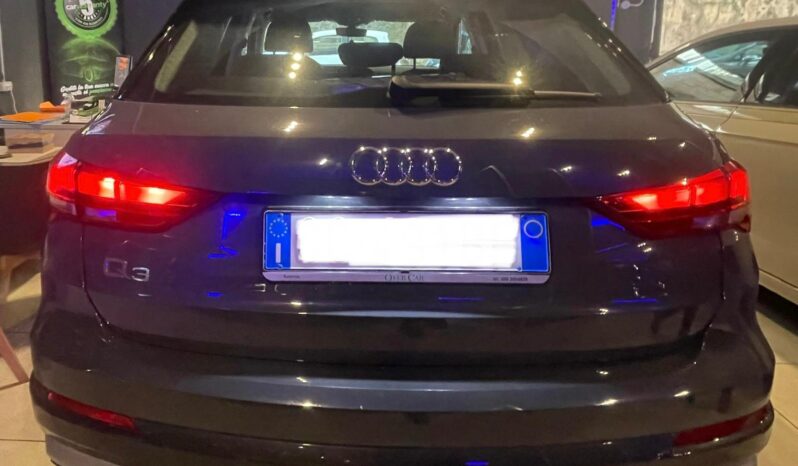 
								AUDI Q3 2.0TDI ADVANCED S-TRONIC 150CV full									