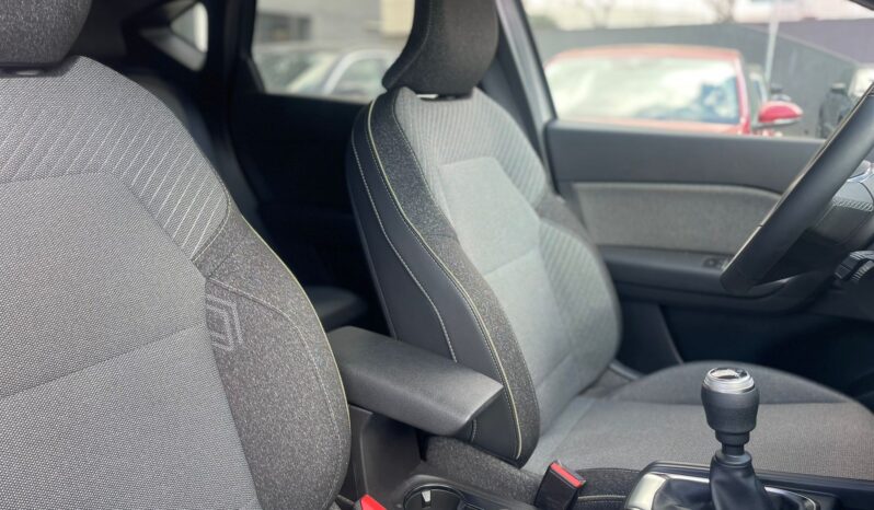 
								RENAULT CAPTUR 1.0TCE TECHNO 90CV full									