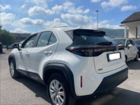 TOYOTA YARIS CROSS 1.5 HYBRID E-CVT BUSINESS 93CV