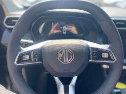 
										MG ZS 1.5 HYBRID+ LUXURY 102CV full									