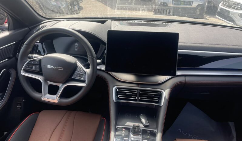 
								BYD SEAL U DMI 1.5 PHEV BOOST 218CV full									