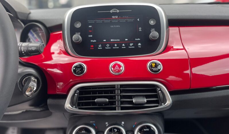
								FIAT 500X 1.5 HYBRID DCT RED 130CV full									