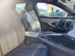 
										PEUGEOT 3008 1.2 HYBRID E-DCS GT 136CV full									
