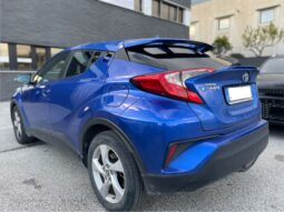 
										TOYOTA C-HR 1.8 ACTIVE E-CVT 98CV full									