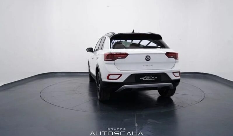 
								VOLKSWAGEN T-ROC 1.0TSI SPORT 116CV full									