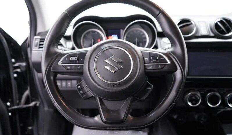
								SUZUKI SWIFT 1.2 HYBRID TOP 83CV full									